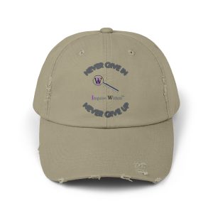 Distressed Cap "Never Give In"