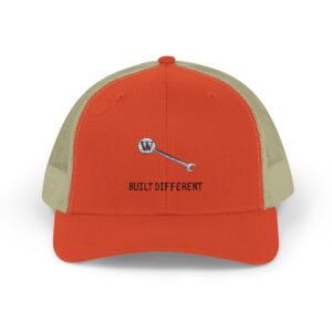 Snapback Trucker Cap — Minimal Logo Mesh Hat for Casual Outdoor Wear